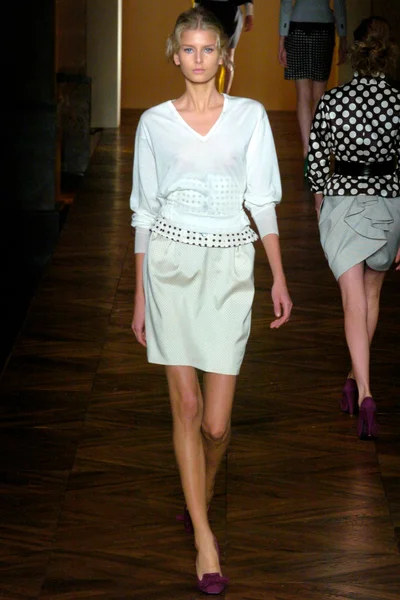 Look 5